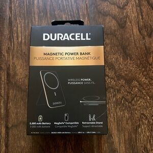 Duracell Black Magnetic Power Bank